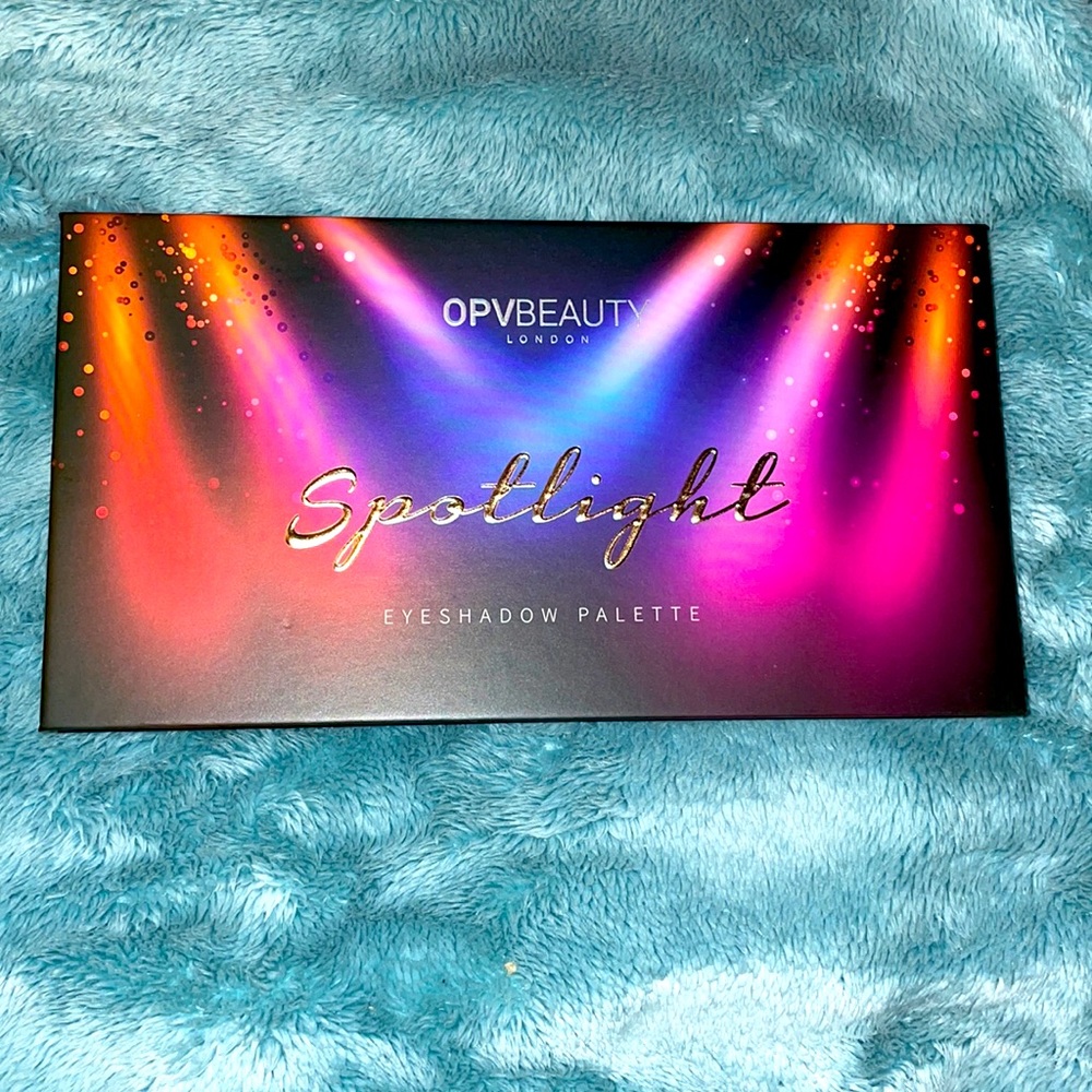 New OPV Beauty London spotlight eyeshadow palette
